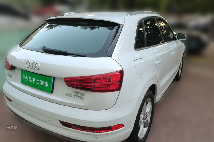 Audi Q3 2016 car image #7