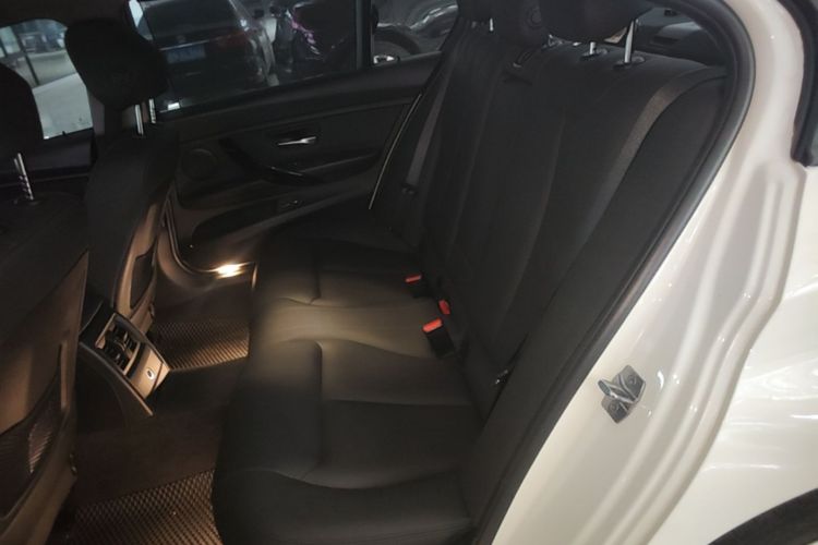 BMW 3 Series 2016 #17 BMW 3 Series 2016 car image #17