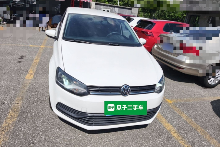 Volkswagen Polo 2018 car image #3