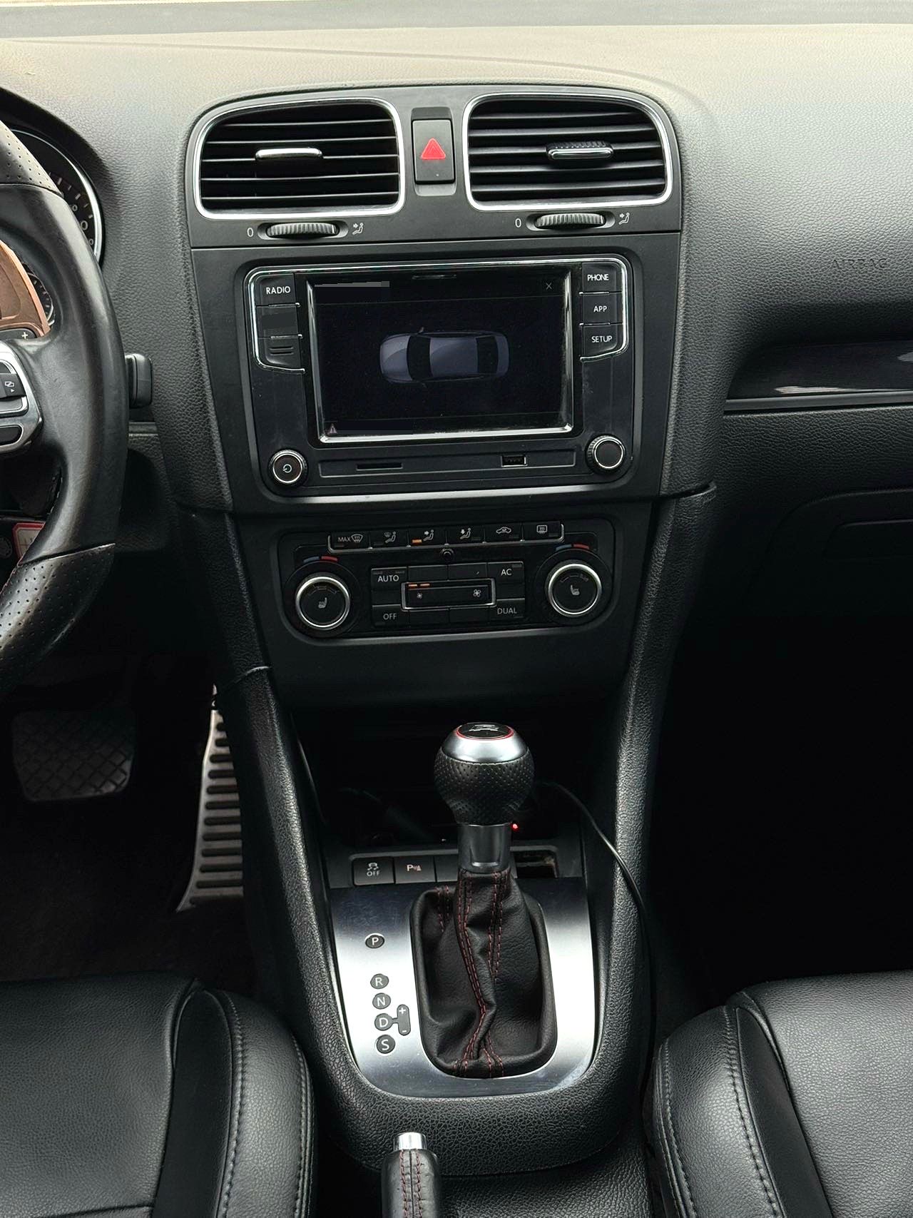 Volkswagen GolfGTI 2011 #3 Volkswagen GolfGTI 2011 car image #3