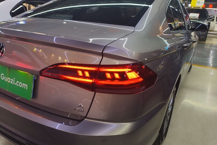 Volkswagen Bora 2024 car image #8