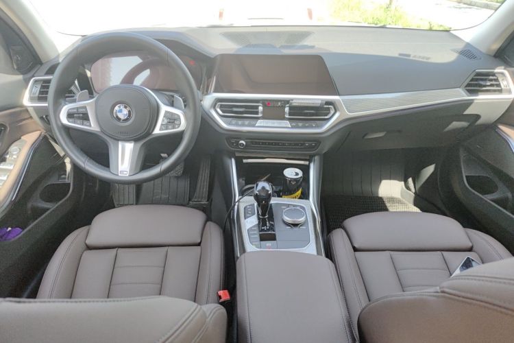 BMW 3 Series 2021 #12 BMW 3 Series 2021 car image #12