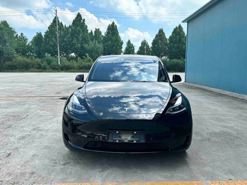 Tesla Model Y 2022 #2 Tesla Model Y 2022 car image #2