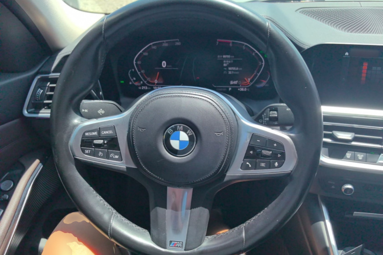 BMW 3 Series 2021 #11 BMW 3 Series 2021 car image #11