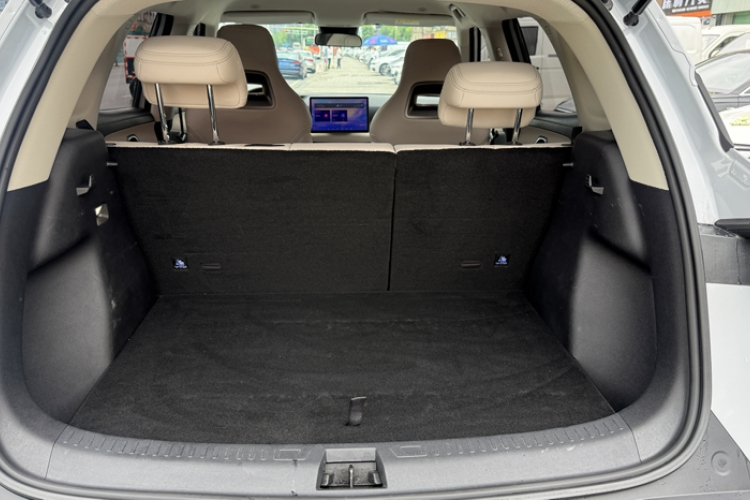 BYD YuanUP 2024 car image #16