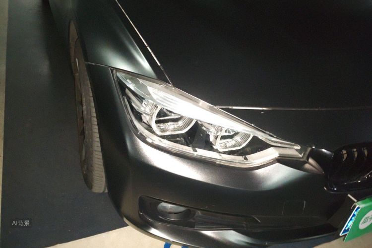 BMW 3 Series 2018 car image #8