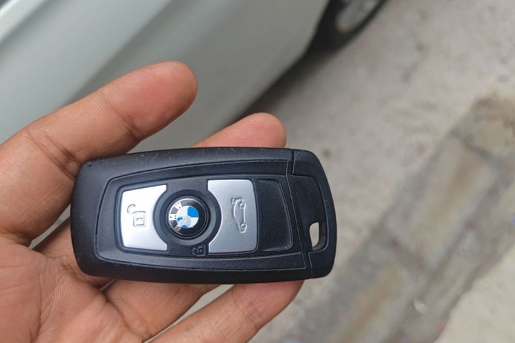 BMW 3 Series 2016 car image #9