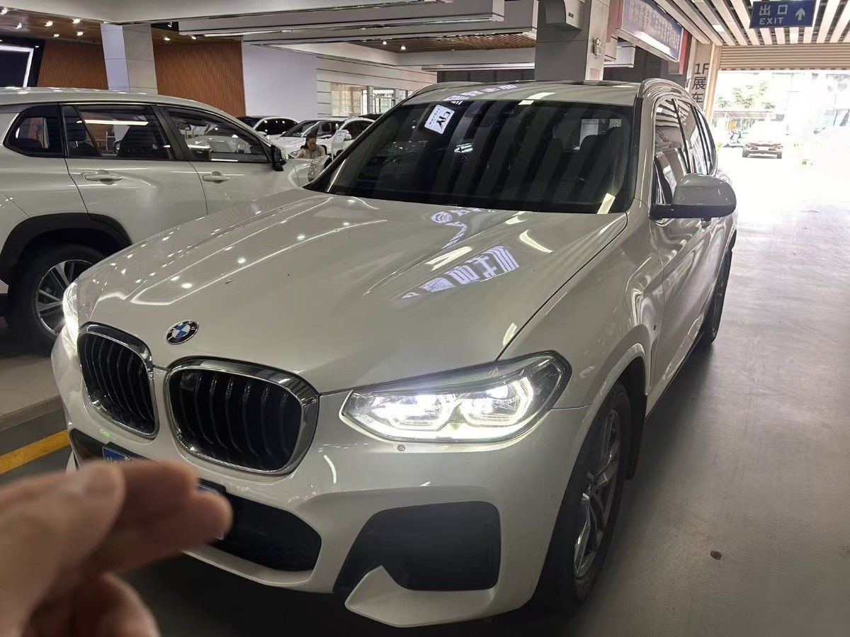 BMW X3 2021 car image 