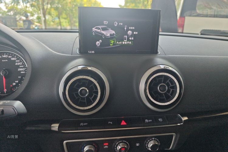 Audi A3 2018 car image #15