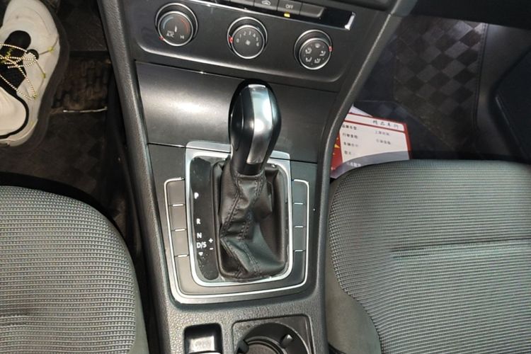 Volkswagen Golf 2018 #18 Volkswagen Golf 2018 car image #18