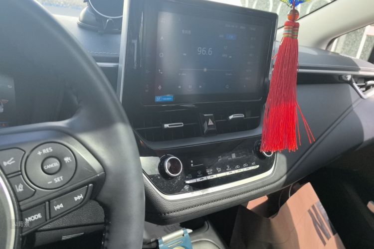 Toyota Corolla 2020 immagine di auto #15