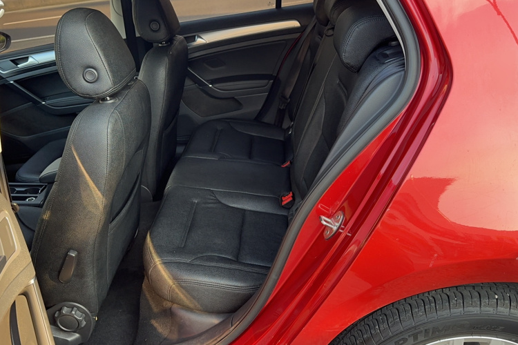 Volkswagen Golf 2018 #12 Volkswagen Golf 2018 car image #12