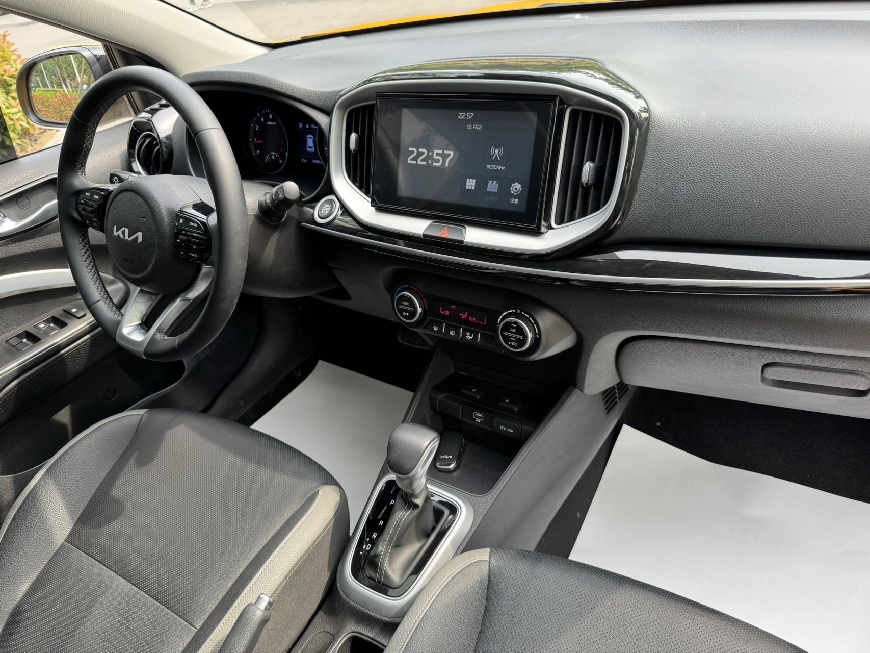 Kia KX1 2022 car image #21