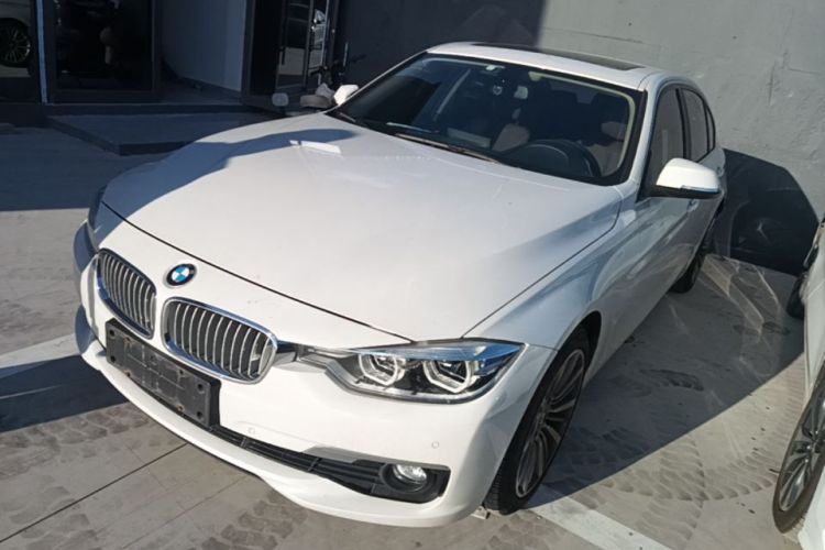 BMW 3 Series 2019 #2 BMW 3 Series 2019 car image #2