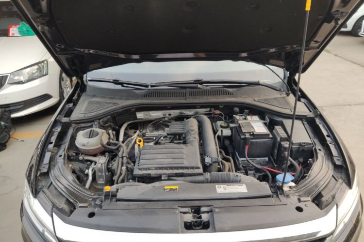 Volkswagen Lavida 2018 car image #20
