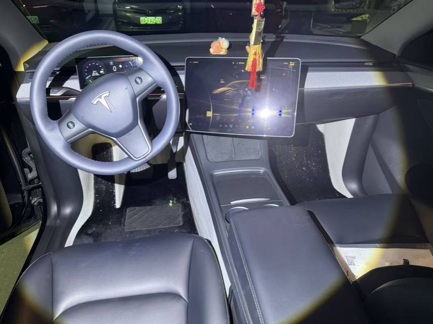 Tesla Model Y 2023 #4 Tesla Model Y 2023 imagem de carro #4