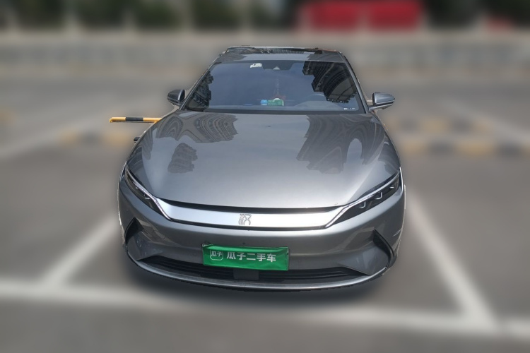BYD Han 2022 #3 BYD Han 2022 car image #3