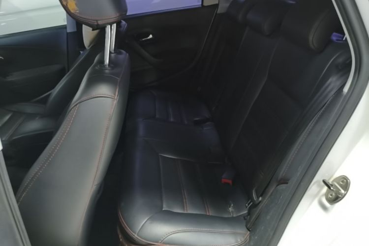 Volkswagen Polo 2019 #17 Volkswagen Polo 2019 car image #17
