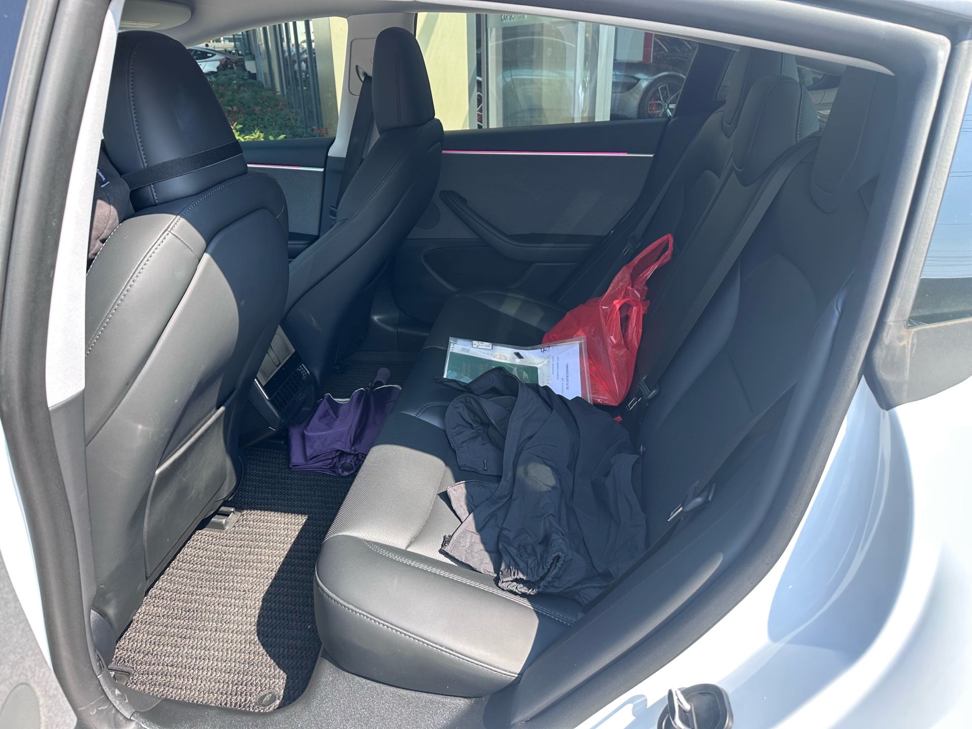 Tesla Model 3 2024 car image #4