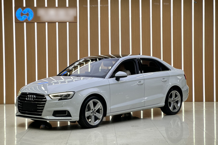 奥迪 奥迪A3 2019 汽车图片 #2