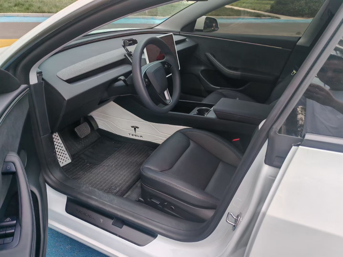 Tesla Model 3 2026 #6 Tesla Model 3 2026 car image #6