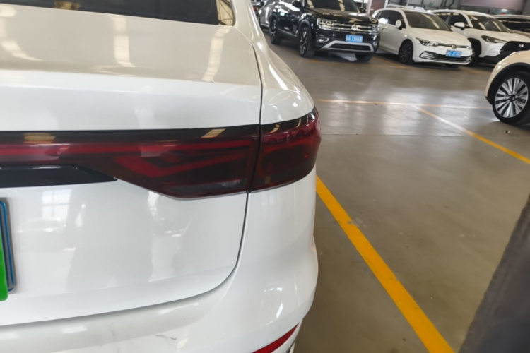 GEELY Emgrand 2022 car image #8