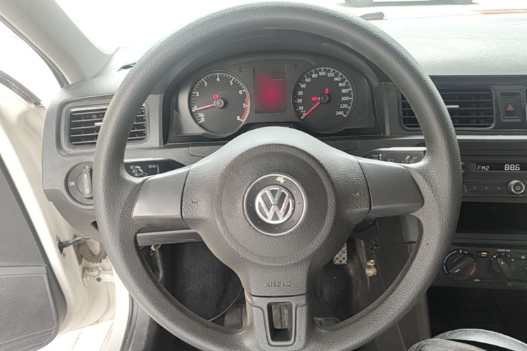 Volkswagen Santana 2016 #11 Volkswagen Santana 2016 car image #11