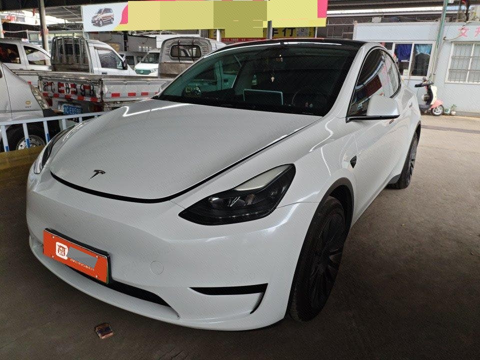 Tesla Model Y 2022 Tesla Model Y 2022 car image