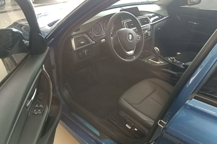 BMW 3 Series 2017 image de voiture #11