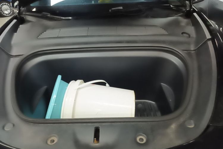 Tesla Model Y 2023 #20 Tesla Model Y 2023 car image #20