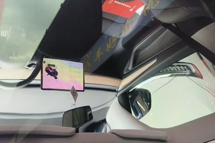 Tesla Model Y 2022 #18 Tesla Model Y 2022 car image #18