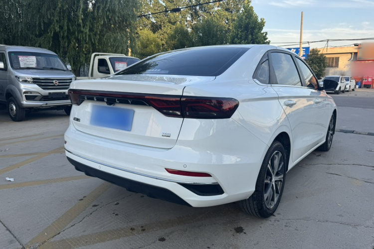 GEELY Emgrand 2024 #7 GEELY Emgrand 2024 car image #7