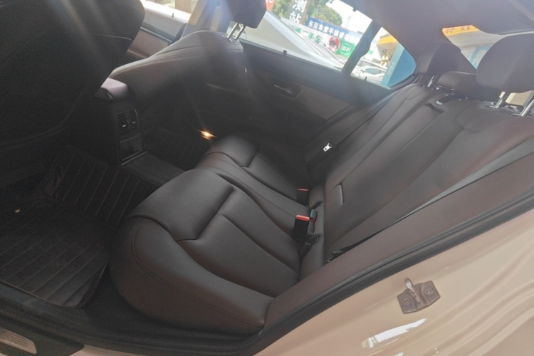 BMW 3 Series 2019 #17 BMW 3 Series 2019 image de voiture #17
