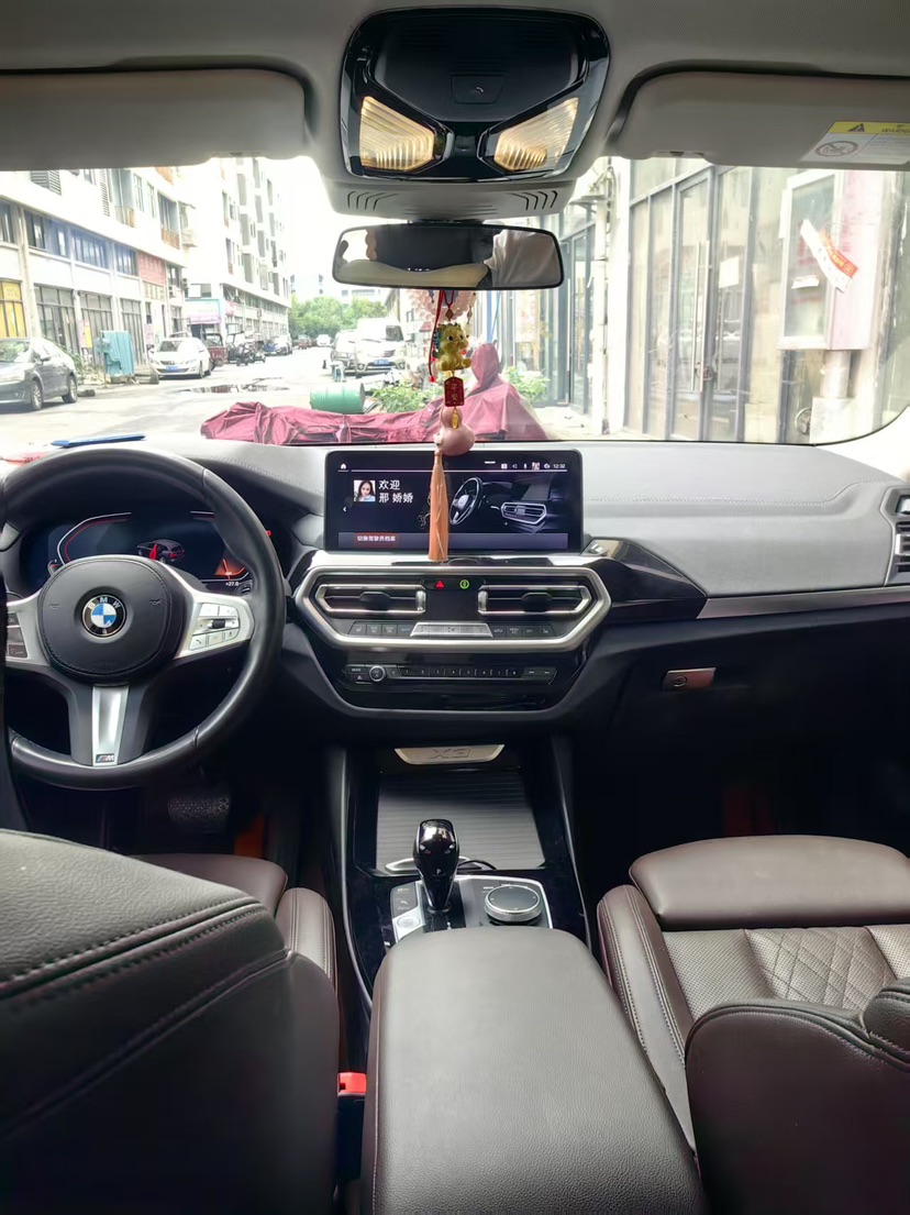 BMW X3 2023 car image #8