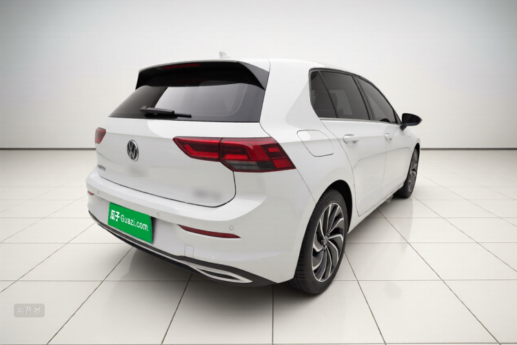 Volkswagen Golf 2022 imagen de coche #7