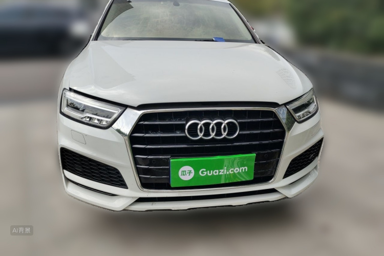 Audi Q3 2019 car image #3