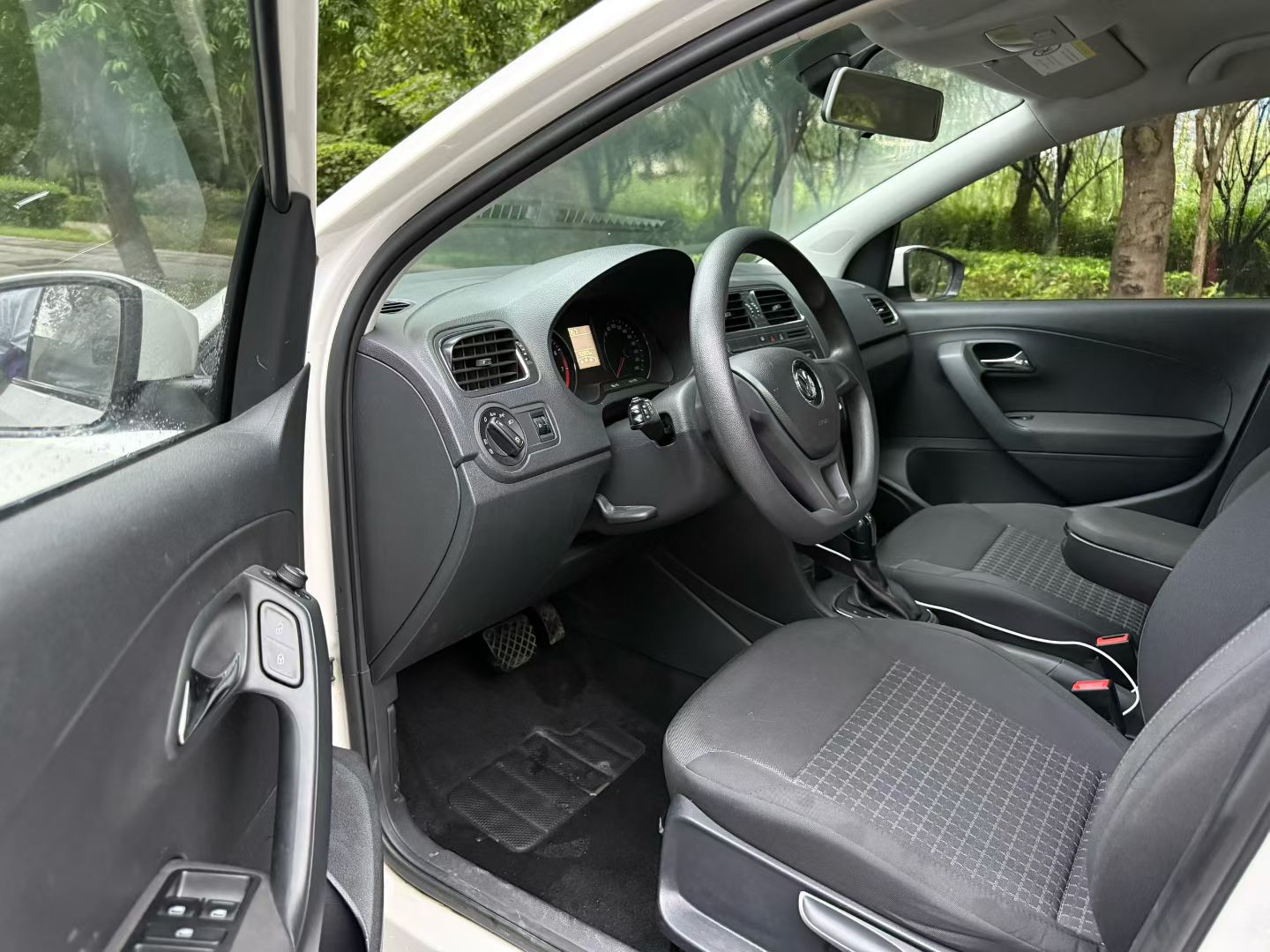 Volkswagen Polo 2015 #7 Volkswagen Polo 2015 car image #7