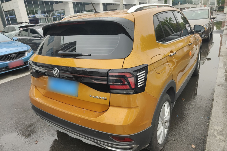 Volkswagen T-Cross 2020 car image #7