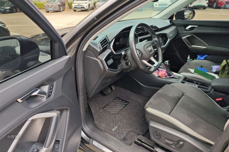 Audi Q3 2022 immagine di auto #18