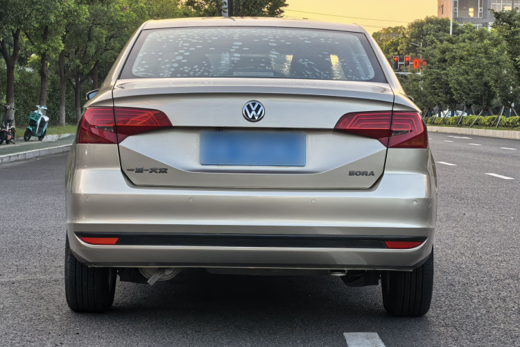 Volkswagen Bora 2018 car image #6