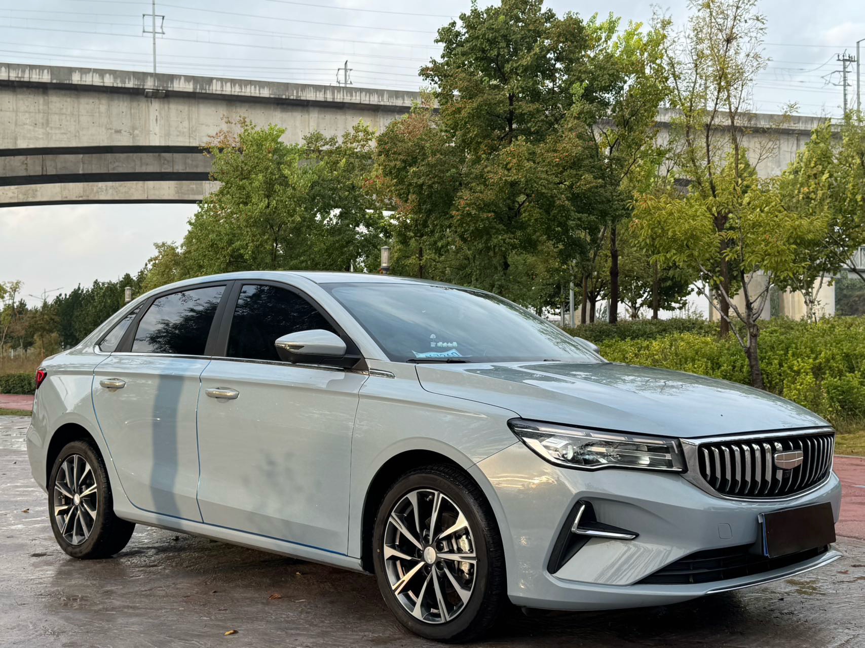 GEELY Emgrand 2025 immagine di auto #3