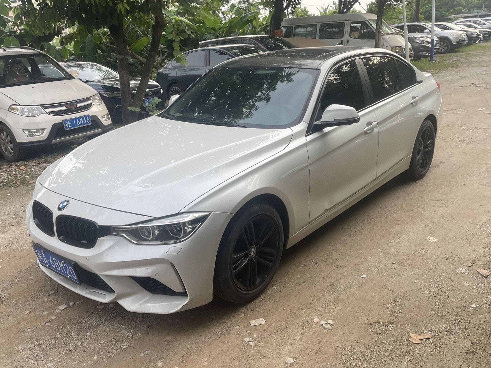 BMW 3 Series 2017 BMW 3 Series 2017 car image