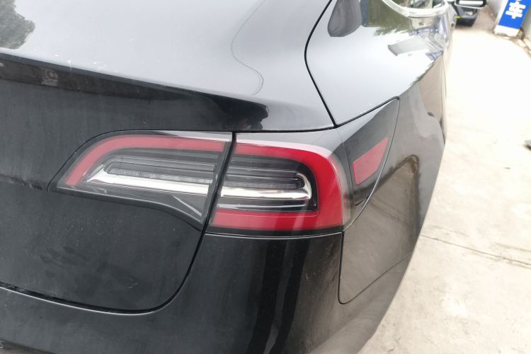 Tesla Model 3 2020 car image #8
