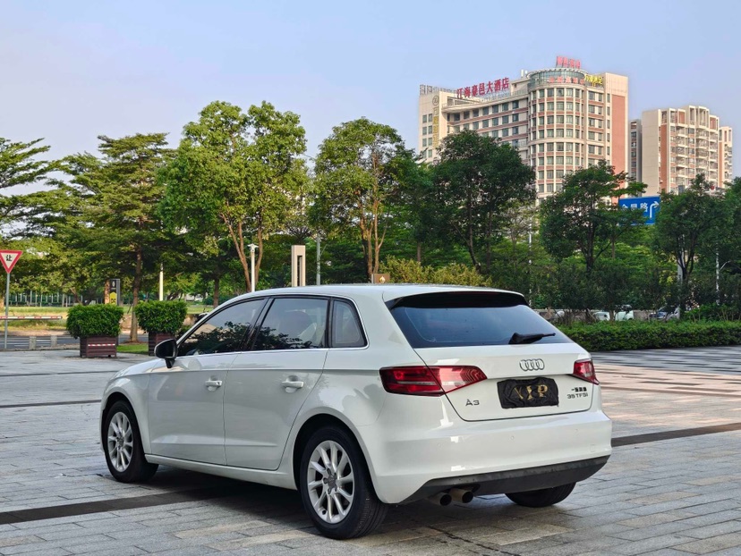Audi A3 2016 immagine di auto #3
