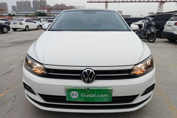 Volkswagen Polo 2022 car image #3