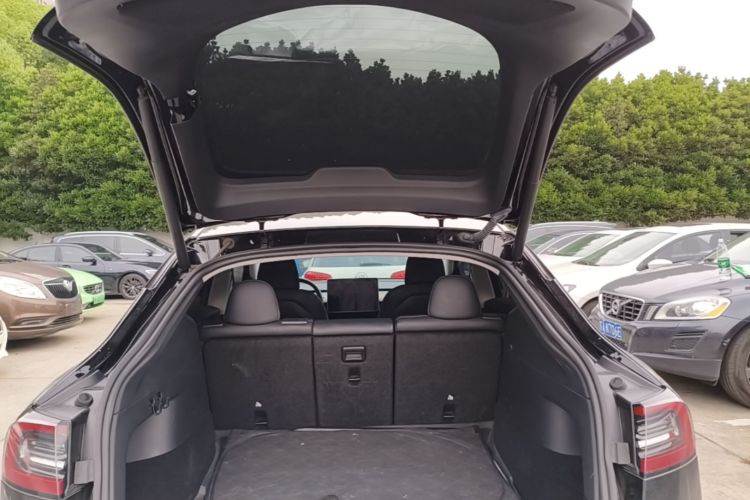 Tesla Model Y 2022 #19 Tesla Model Y 2022 car image #19