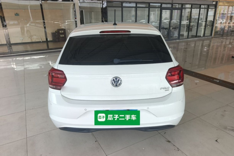Volkswagen Polo 2020 car image #6