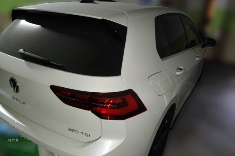 Volkswagen Golf 2023 car image #7