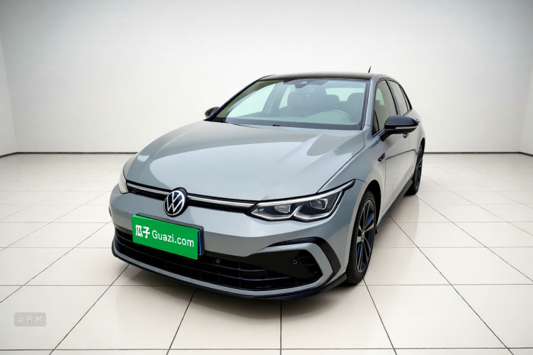 Volkswagen Golf 2022 car image #2