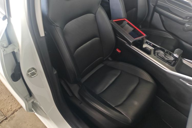 GEELY Emgrand 2023 #24 GEELY Emgrand 2023 car image #24